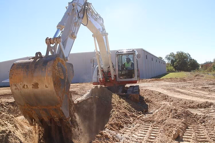 2026 Takeuchi TB2150 - Image 4